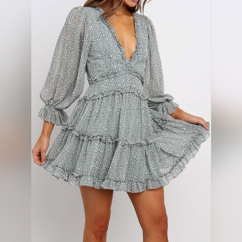 Amazon deep v neck mini dress size M